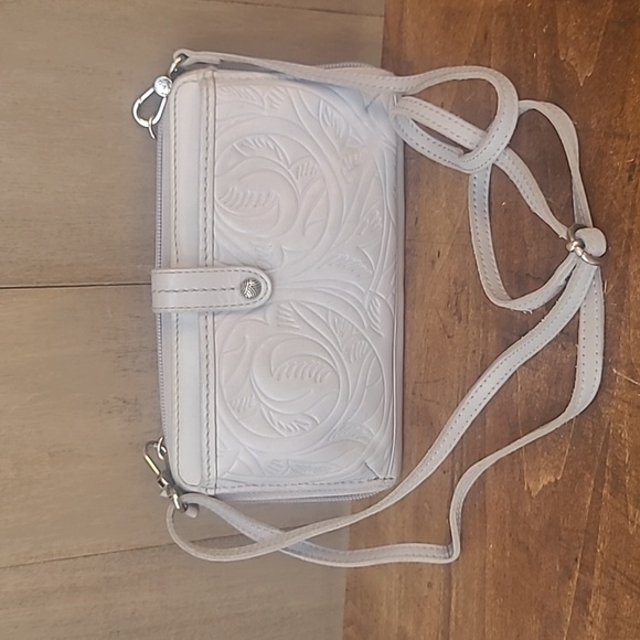 The Sak Iris Crossbody Smart Phone Wallet Women's Grey Leather Foliage Design - Picture 1 of 8